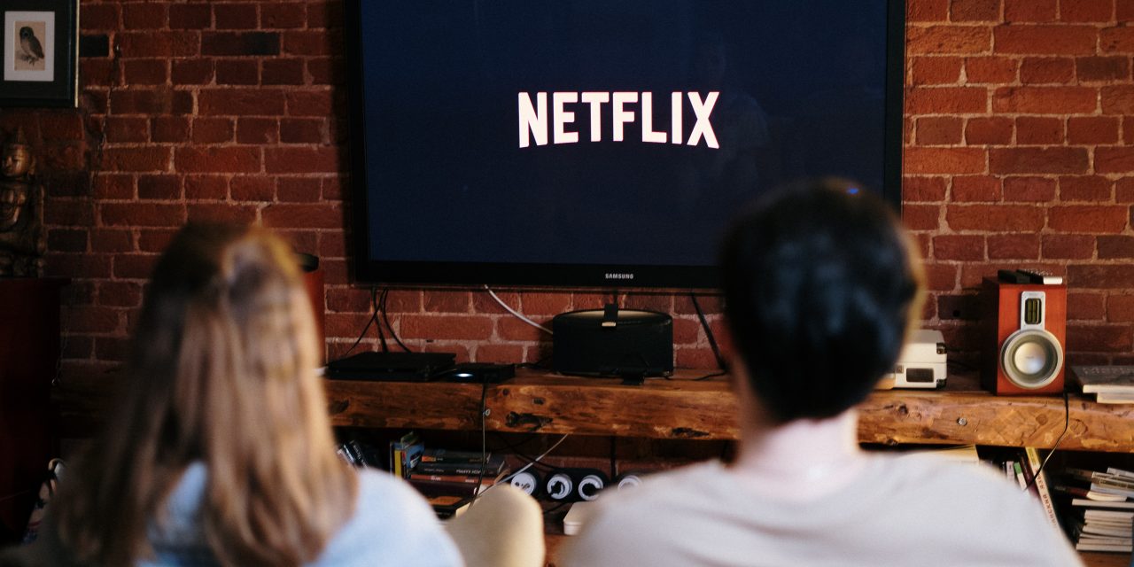 https://premiumtrans.vn/wp-content/uploads/2022/10/pexels-cottonbro-4009402-1280x640.jpg